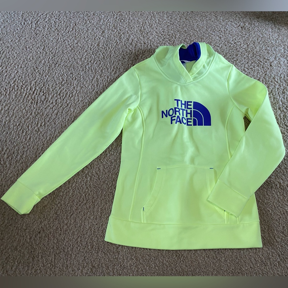 NWOT THE NORTH FACE Pale Lime Yellow hoodie Size Small